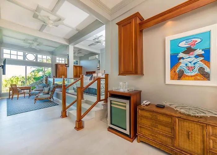 Sprawling 7br Overlooking The Sea Pool Hot Tub & Access *